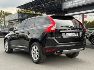 Volvo XC60 — фото 4