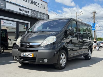 Opel Vivaro — фото 1