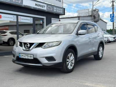 Nissan X-Trail — фото 1
