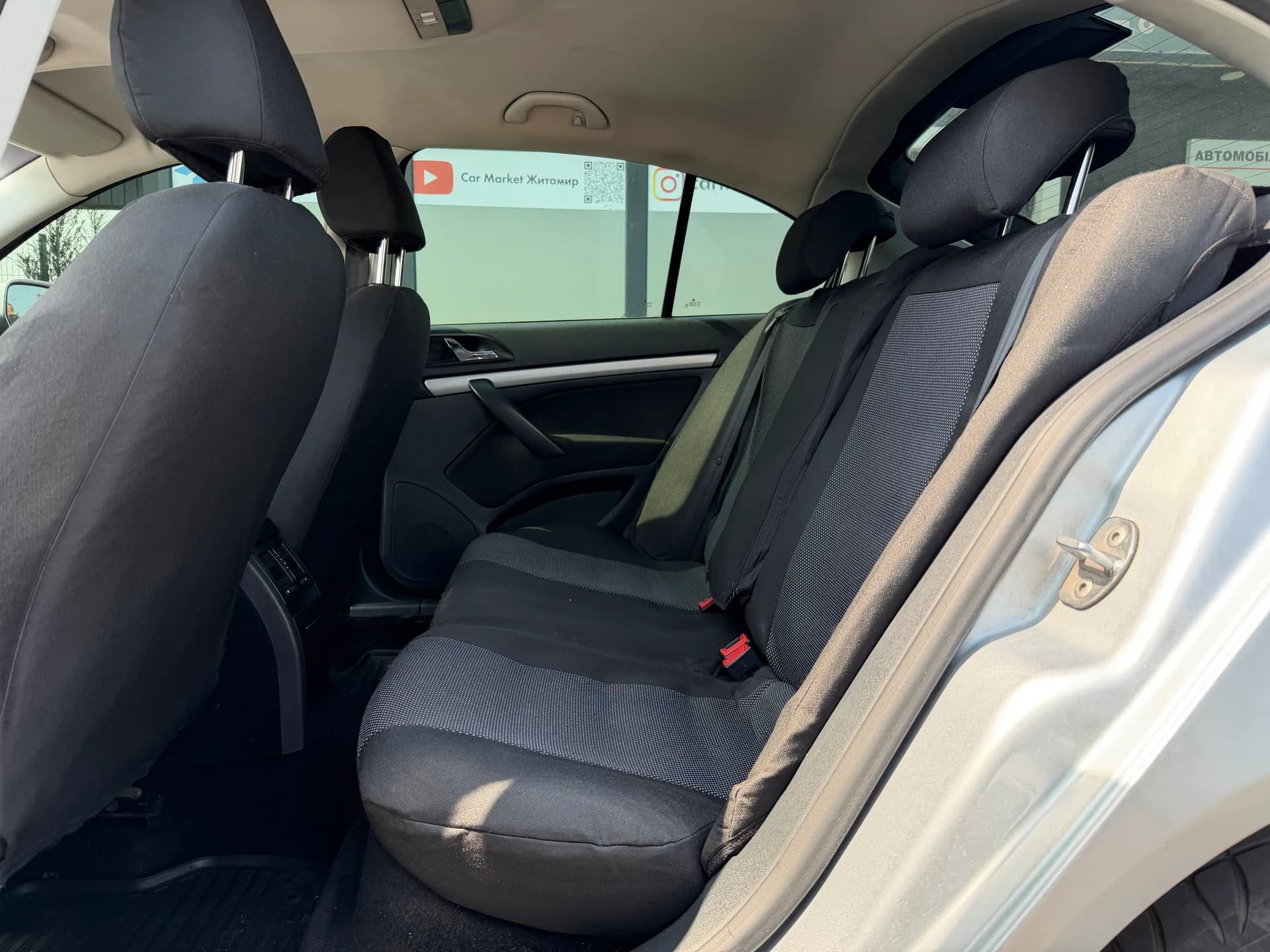 Skoda Octavia — фото 7