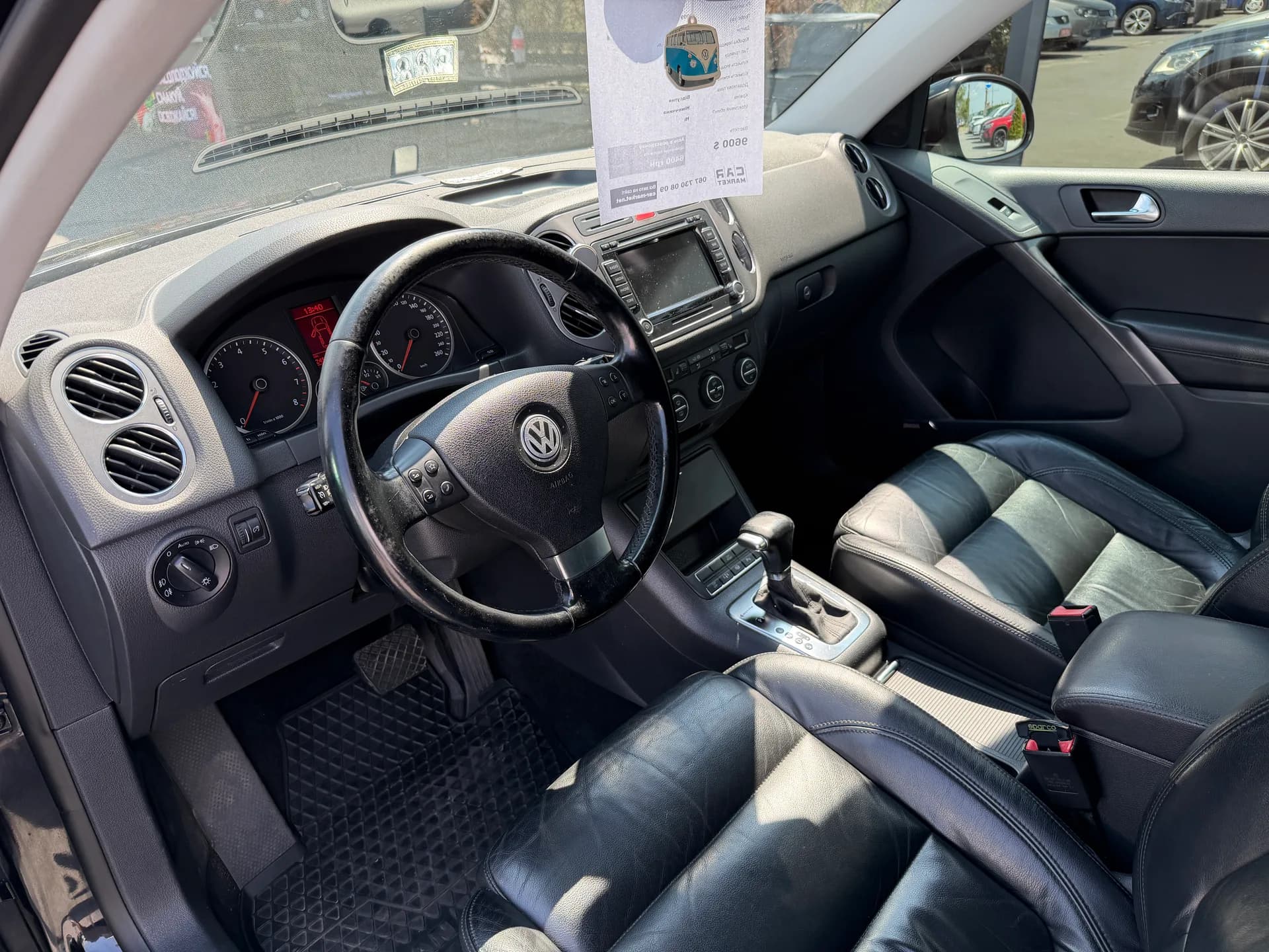 Volkswagen Tiguan — фото 6
