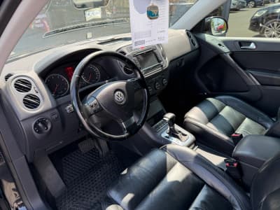 Volkswagen Tiguan — фото 6