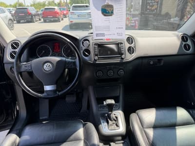 Volkswagen Tiguan — фото 7