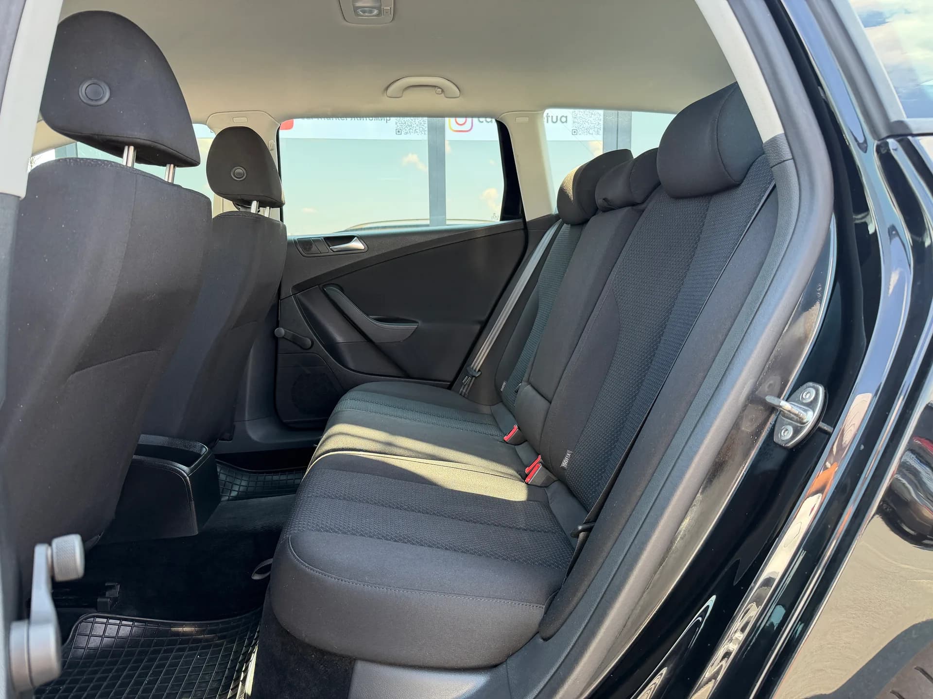 Volkswagen Passat — фото 7