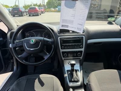Skoda Octavia — фото 6