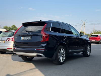 Volvo XC90 — фото 3