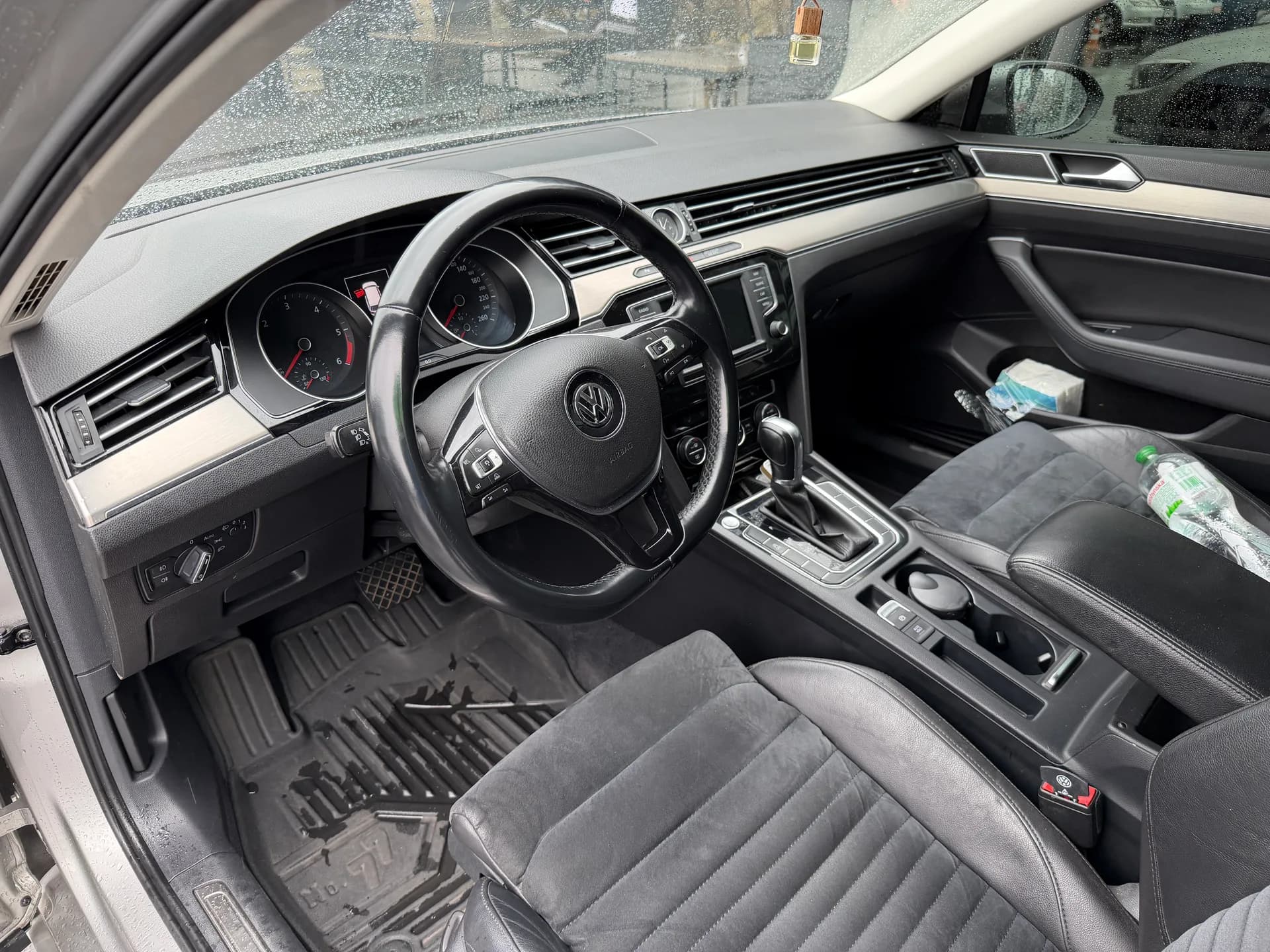 Volkswagen Passat — фото 5