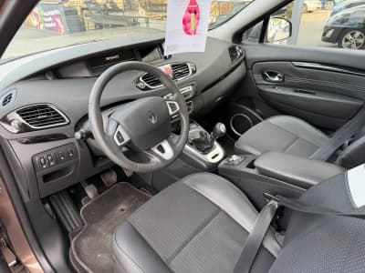 Renault Grand Scenic — фото 5