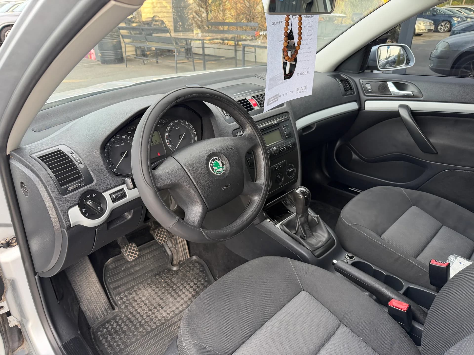 Skoda Octavia — фото 5