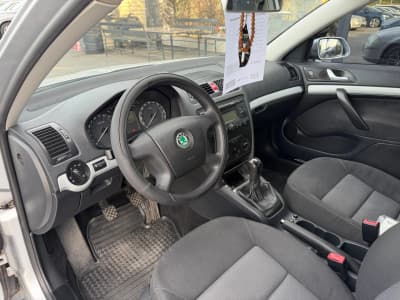 Skoda Octavia — фото 5