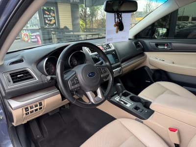Subaru Legacy — фото 6