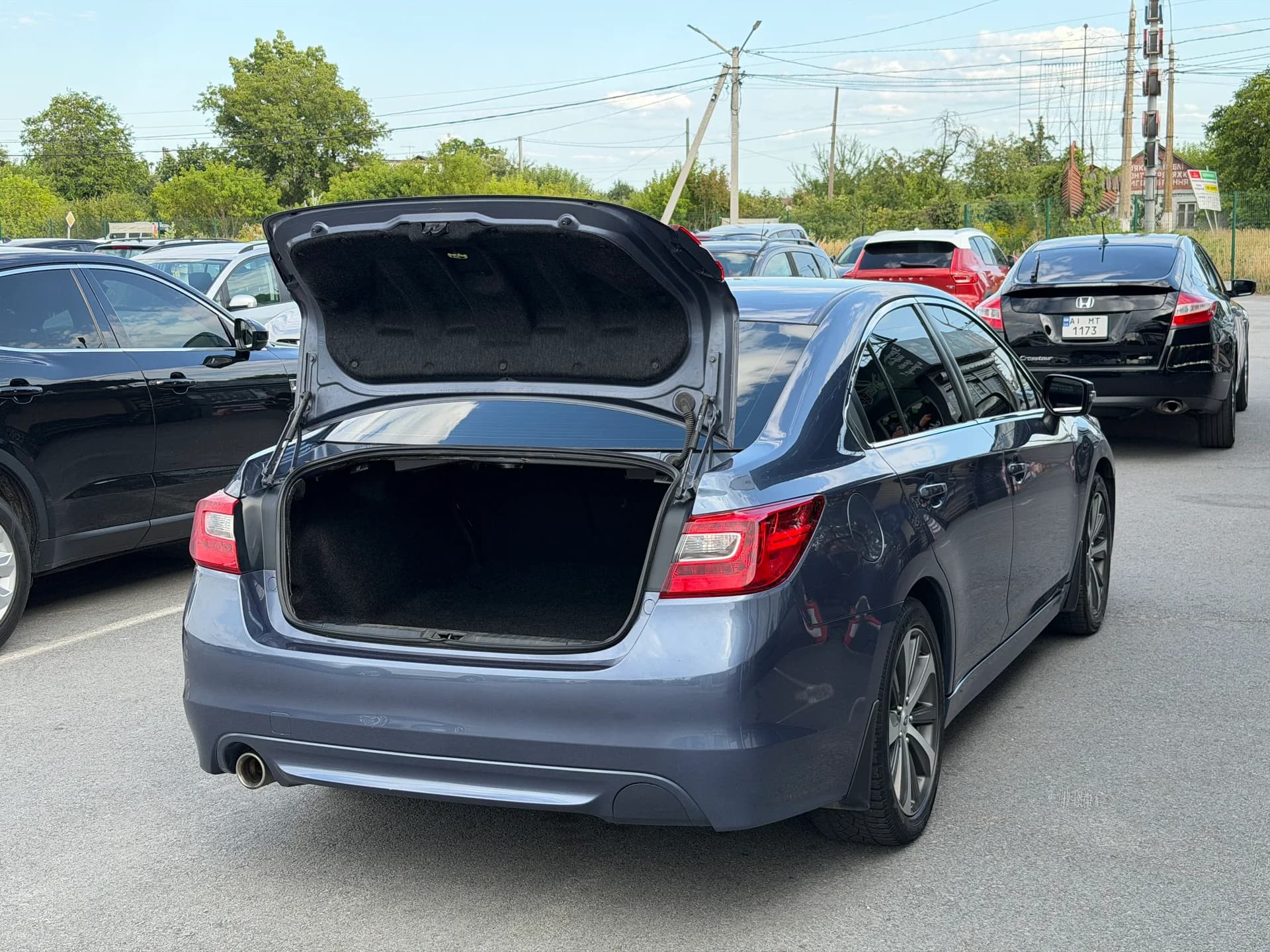 Subaru Legacy — фото 9
