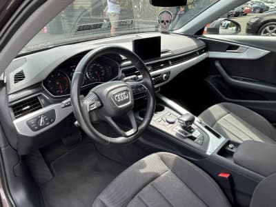 Audi A4 — фото 6
