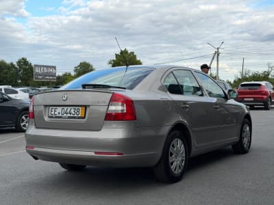 Skoda Octavia — фото 3