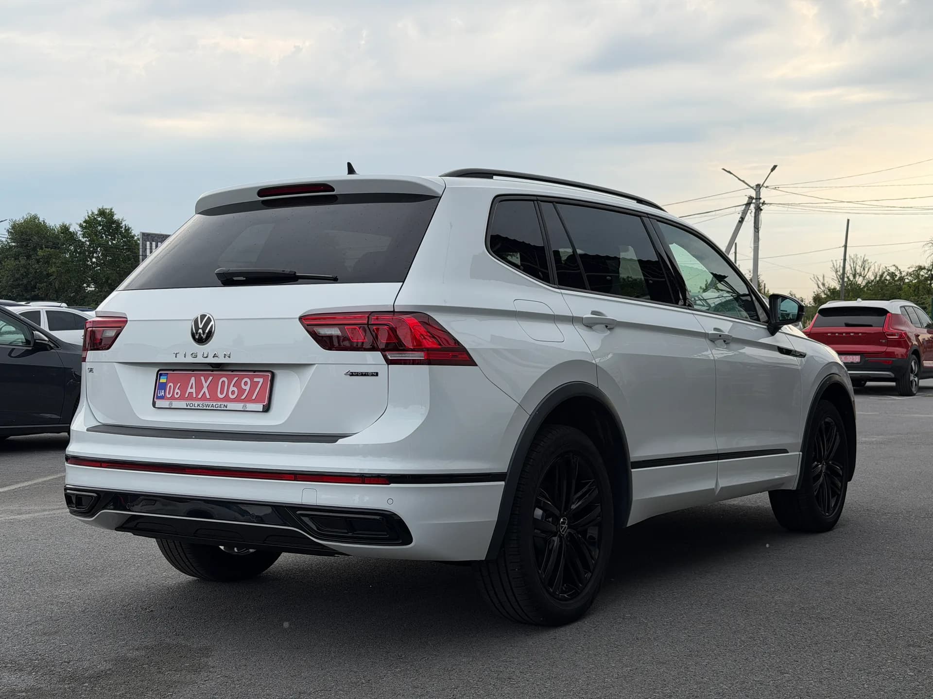 Volkswagen Tiguan — фото 3