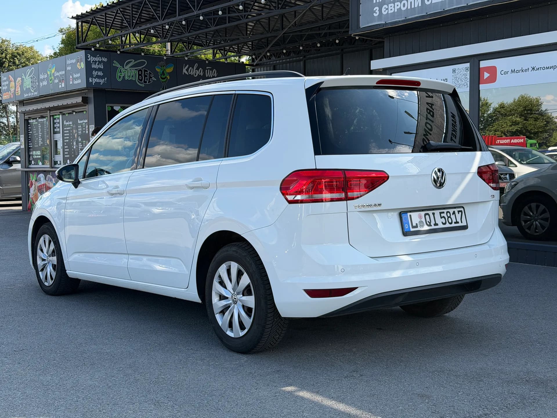 Volkswagen Touran — фото 4