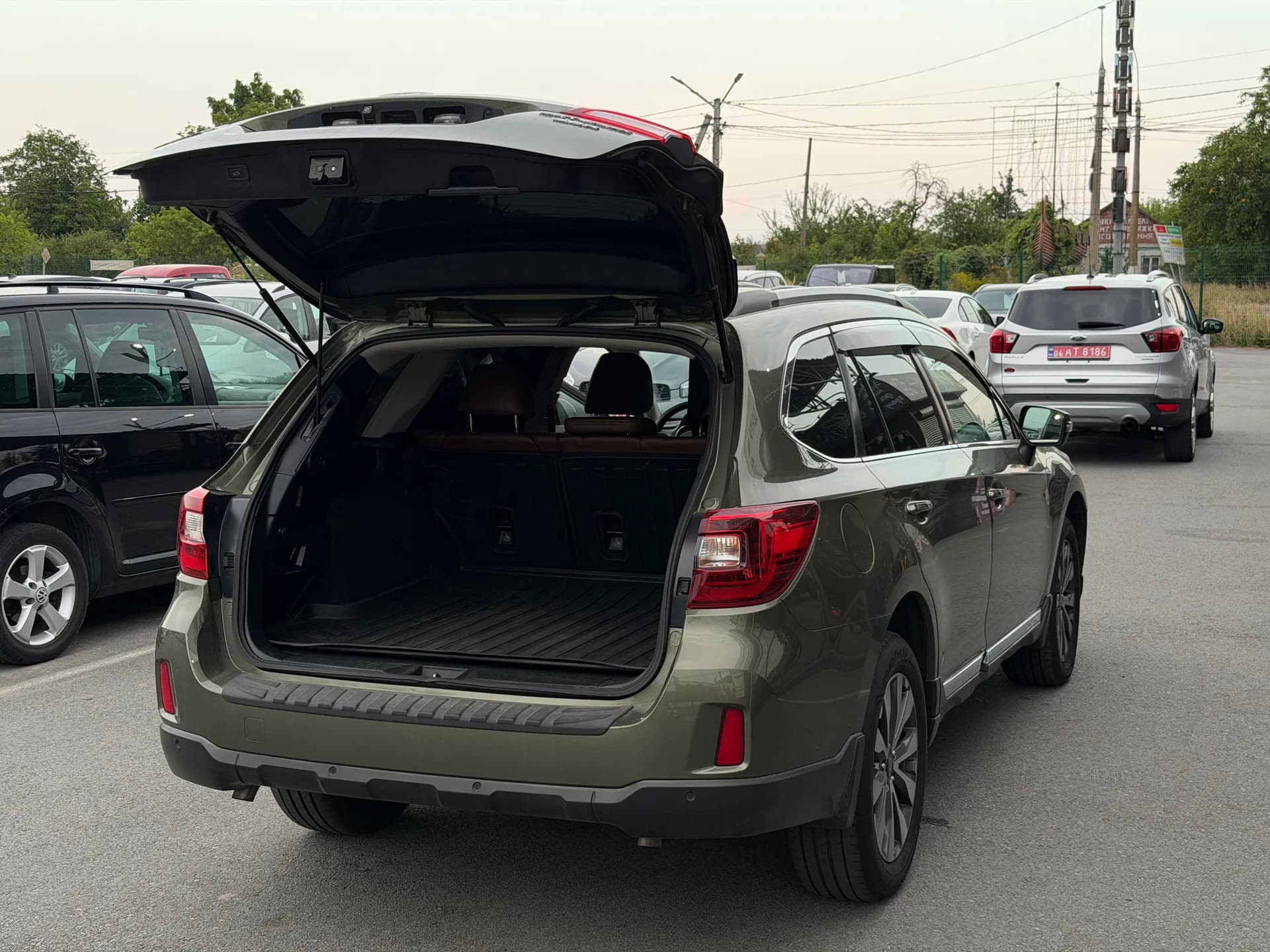 Subaru Outback — фото 8