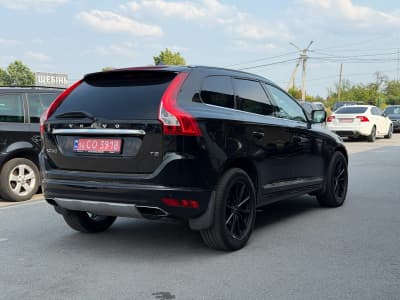 Volvo XC60 — фото 3