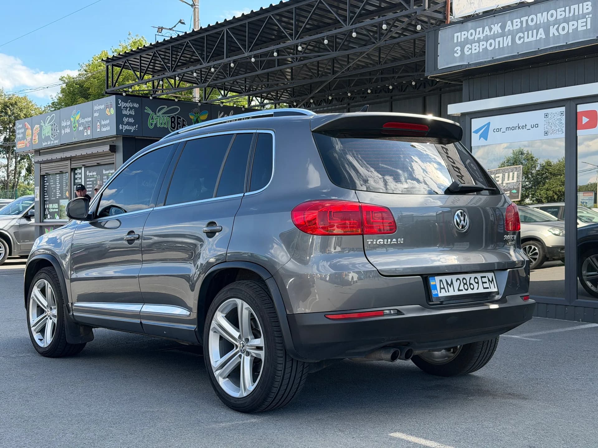 Volkswagen Tiguan — фото 4