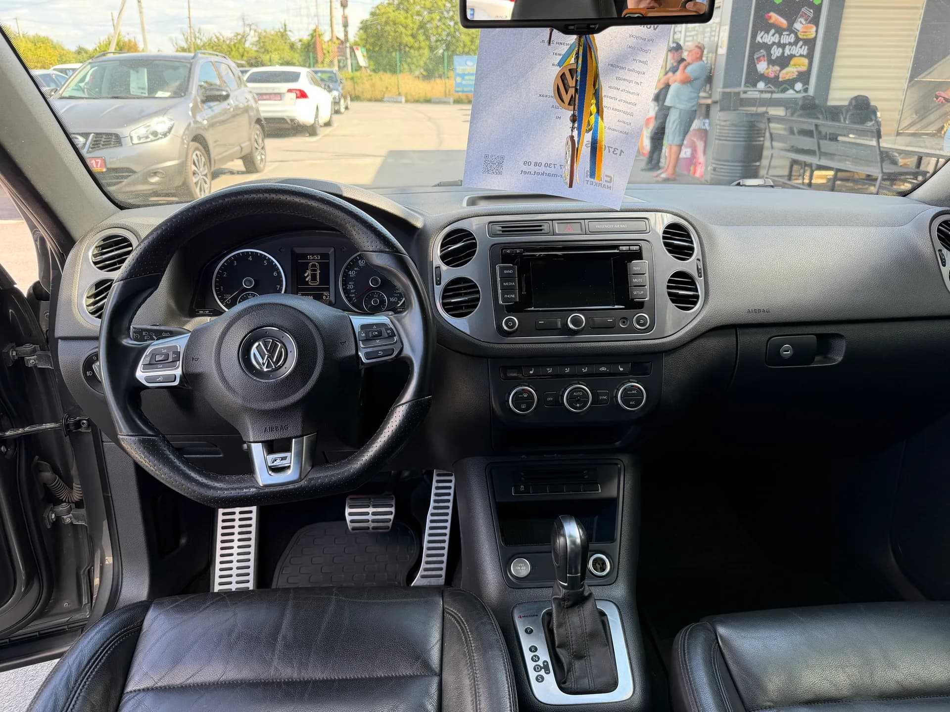 Volkswagen Tiguan — фото 6