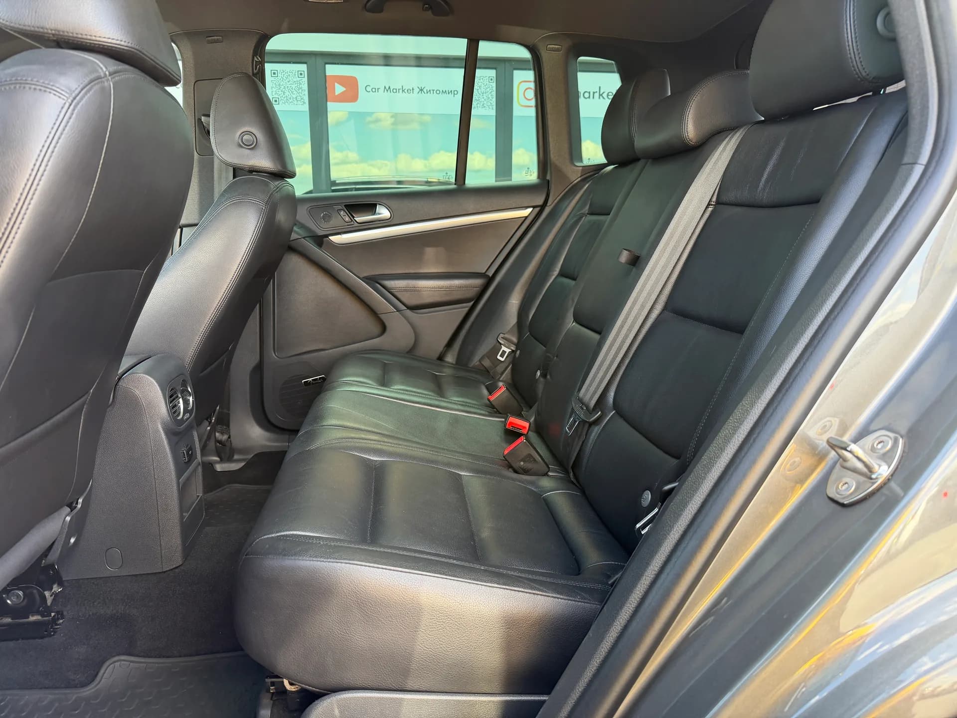 Volkswagen Tiguan — фото 7
