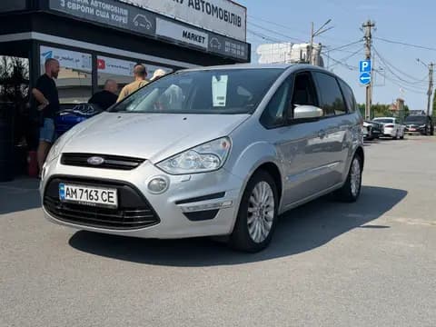 Ford S-Max