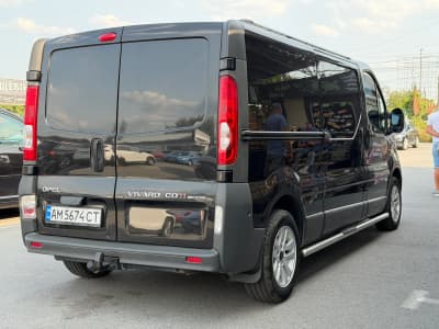Opel Vivaro — фото 3