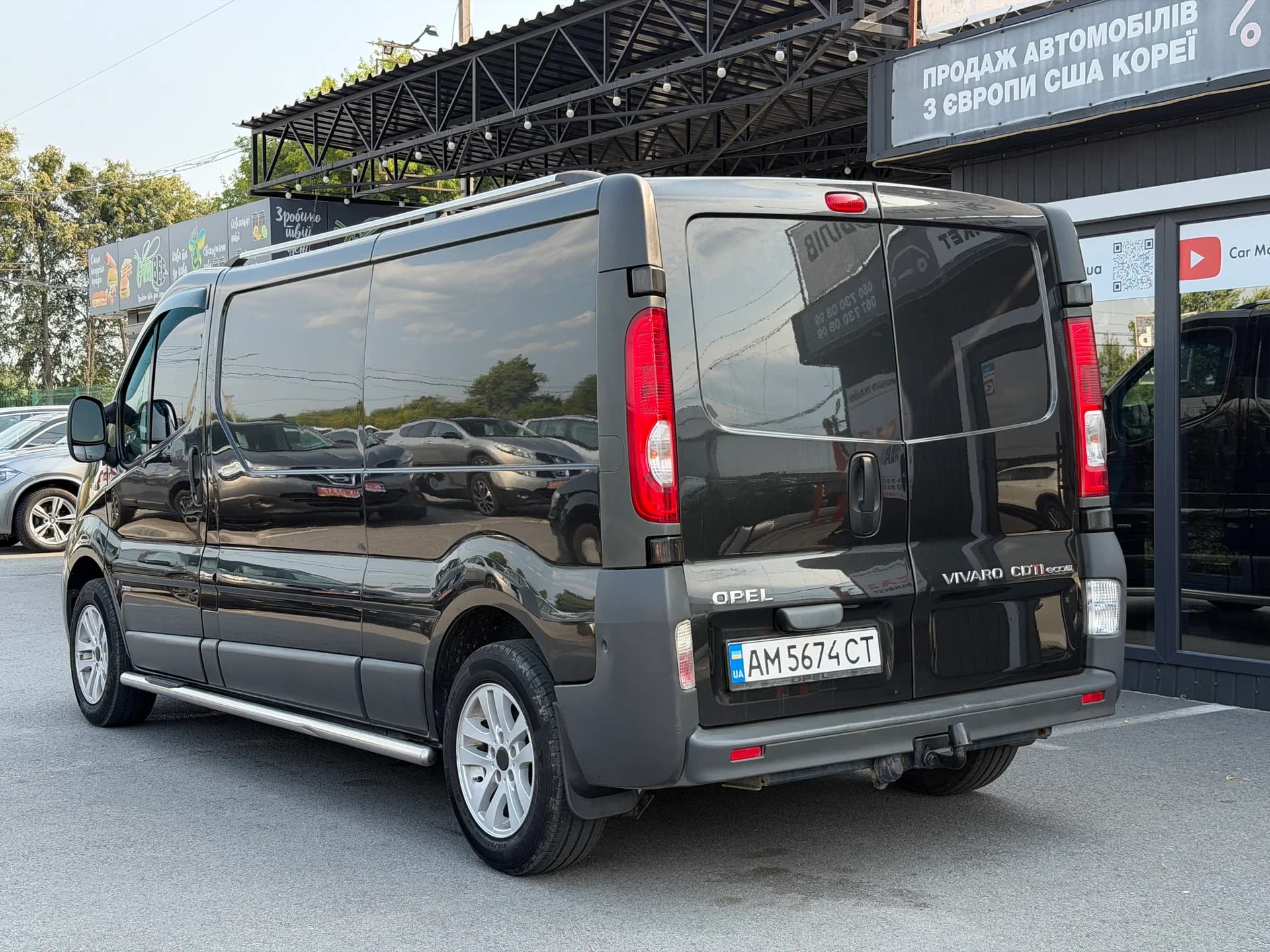 Opel Vivaro — фото 4