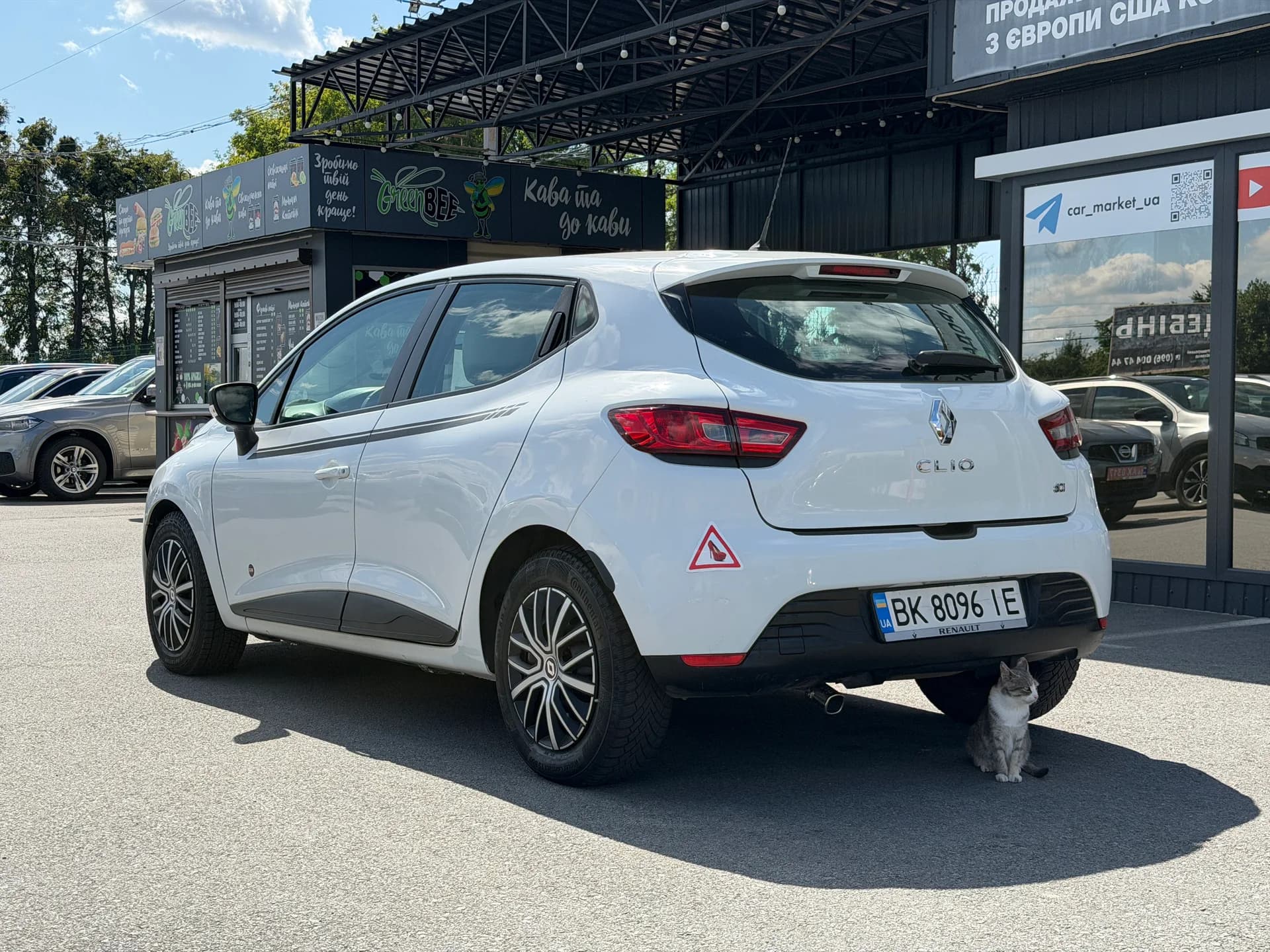 Renault Clio — фото 4