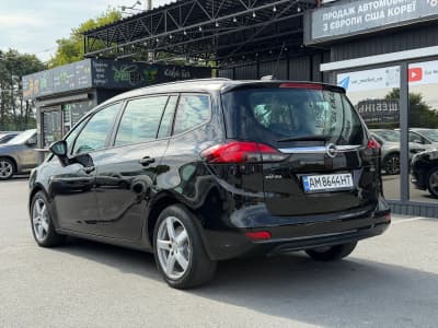 Opel Zafira — фото 4