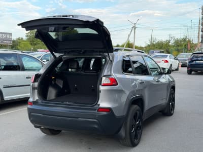 Jeep Cherokee — фото 8