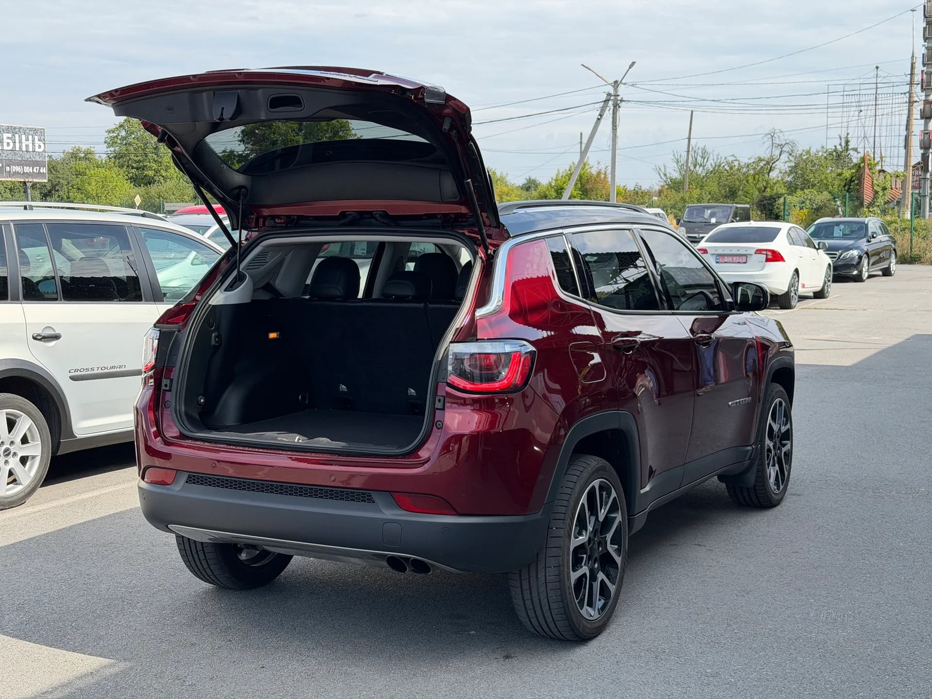 Jeep Compass — фото 7