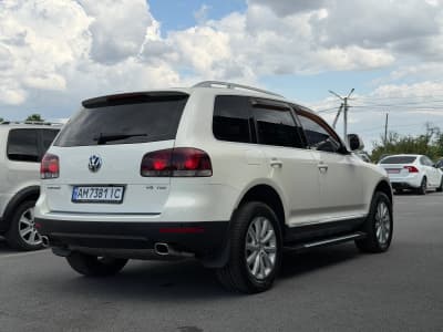Volkswagen Touareg — фото 3
