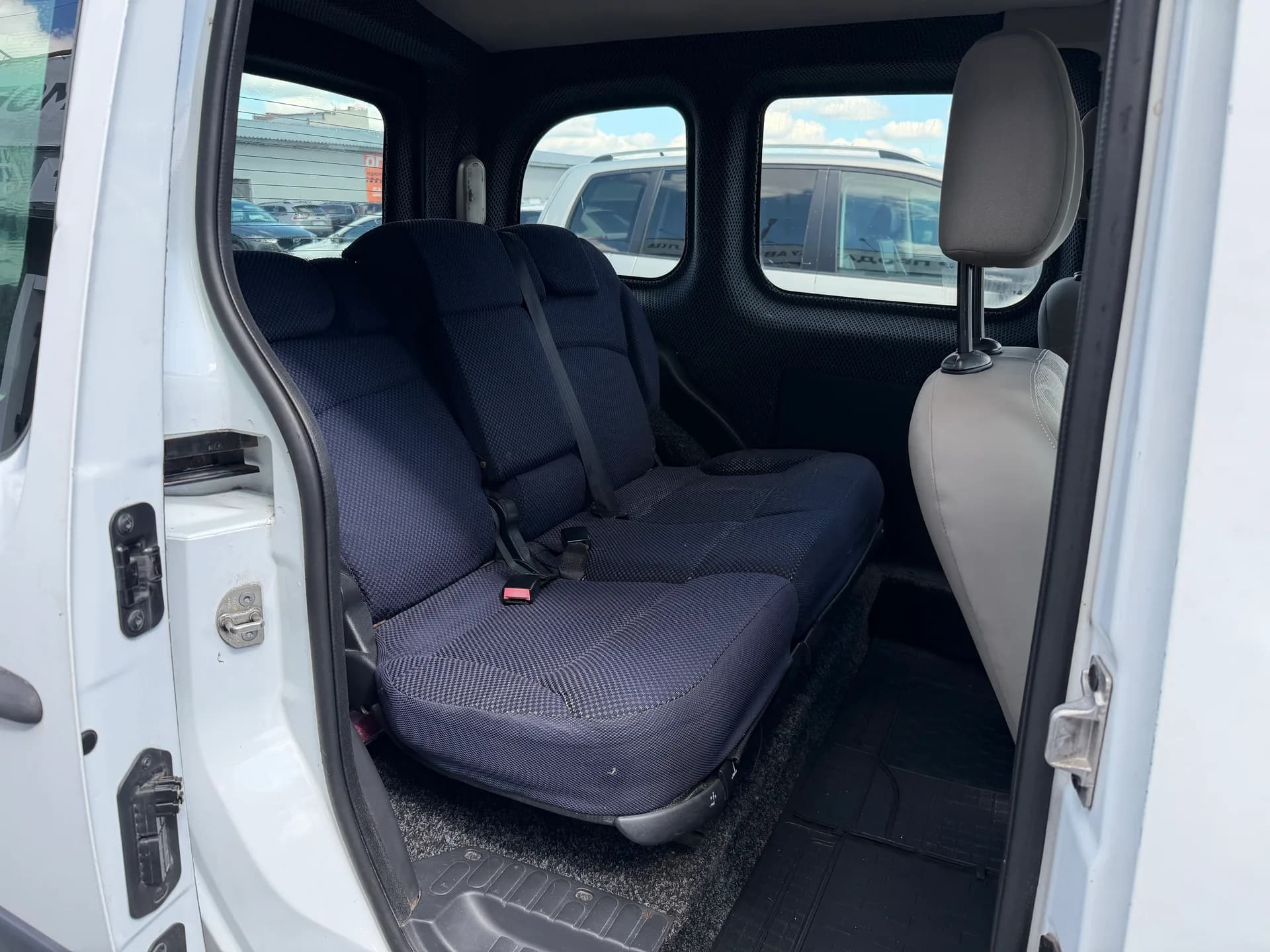 Renault Kangoo — фото 8