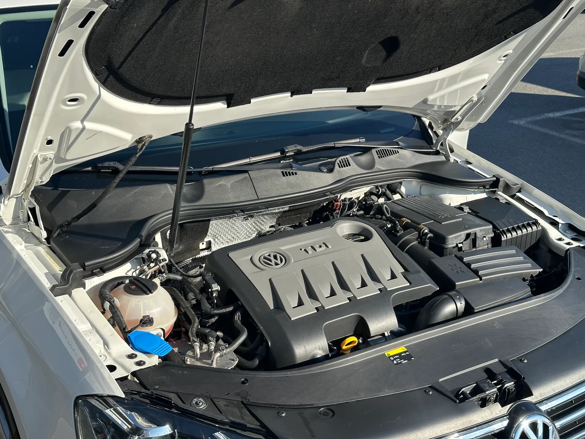 Volkswagen Passat — фото 15