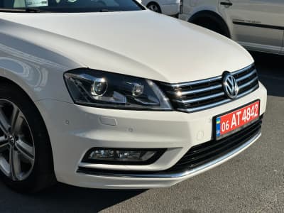 Volkswagen Passat — фото 19