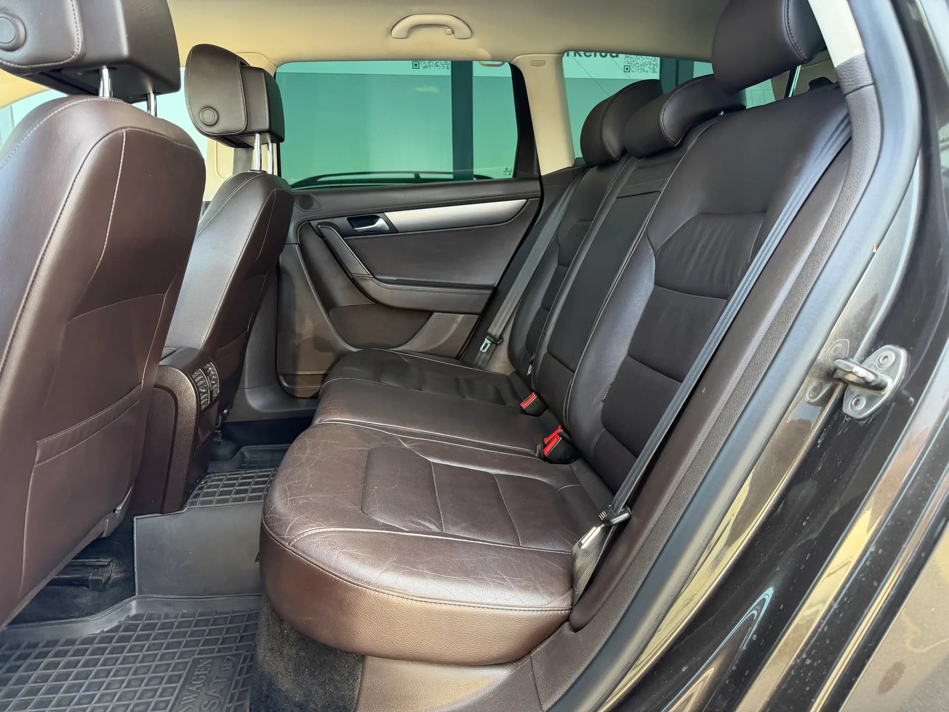 Volkswagen Passat — фото 7