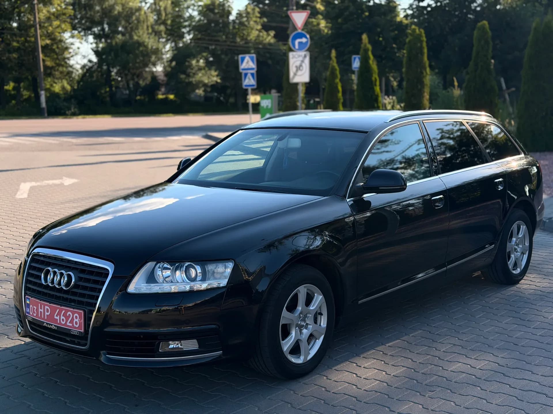 Audi A6 — фото 1