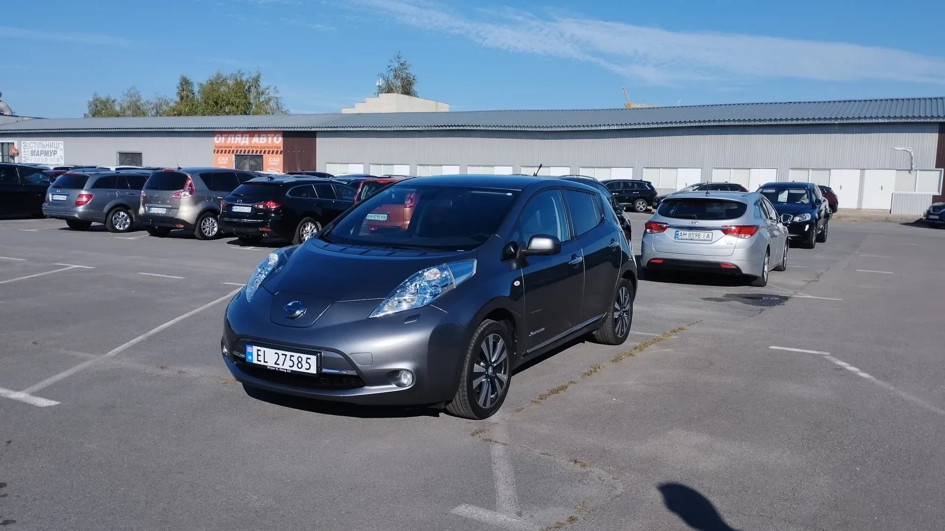Nissan Leaf — фото 1