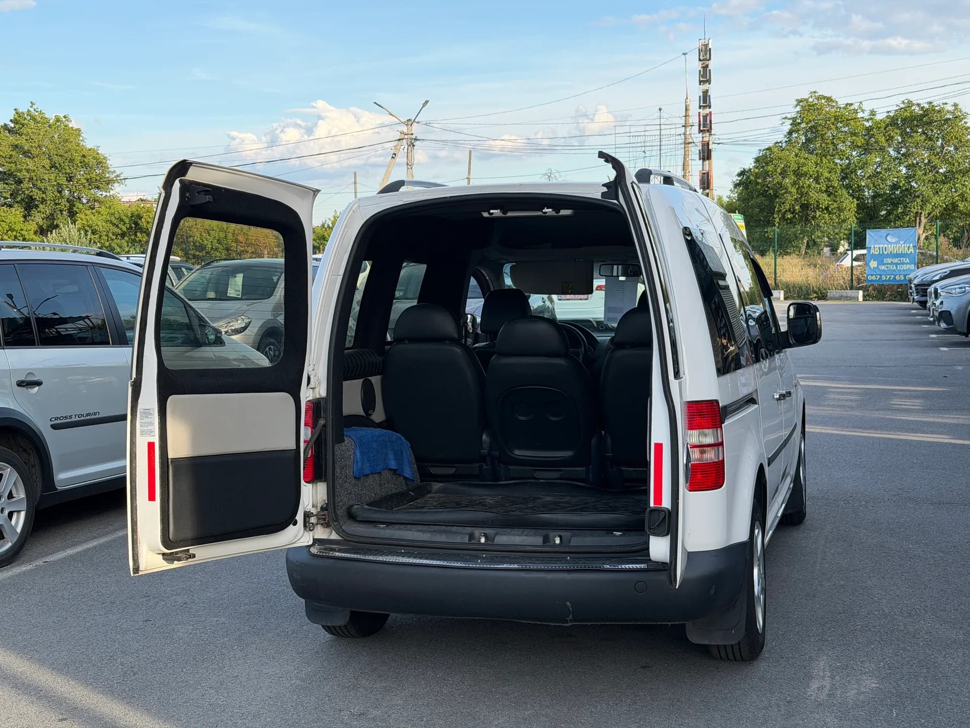 Volkswagen Caddy — фото 7