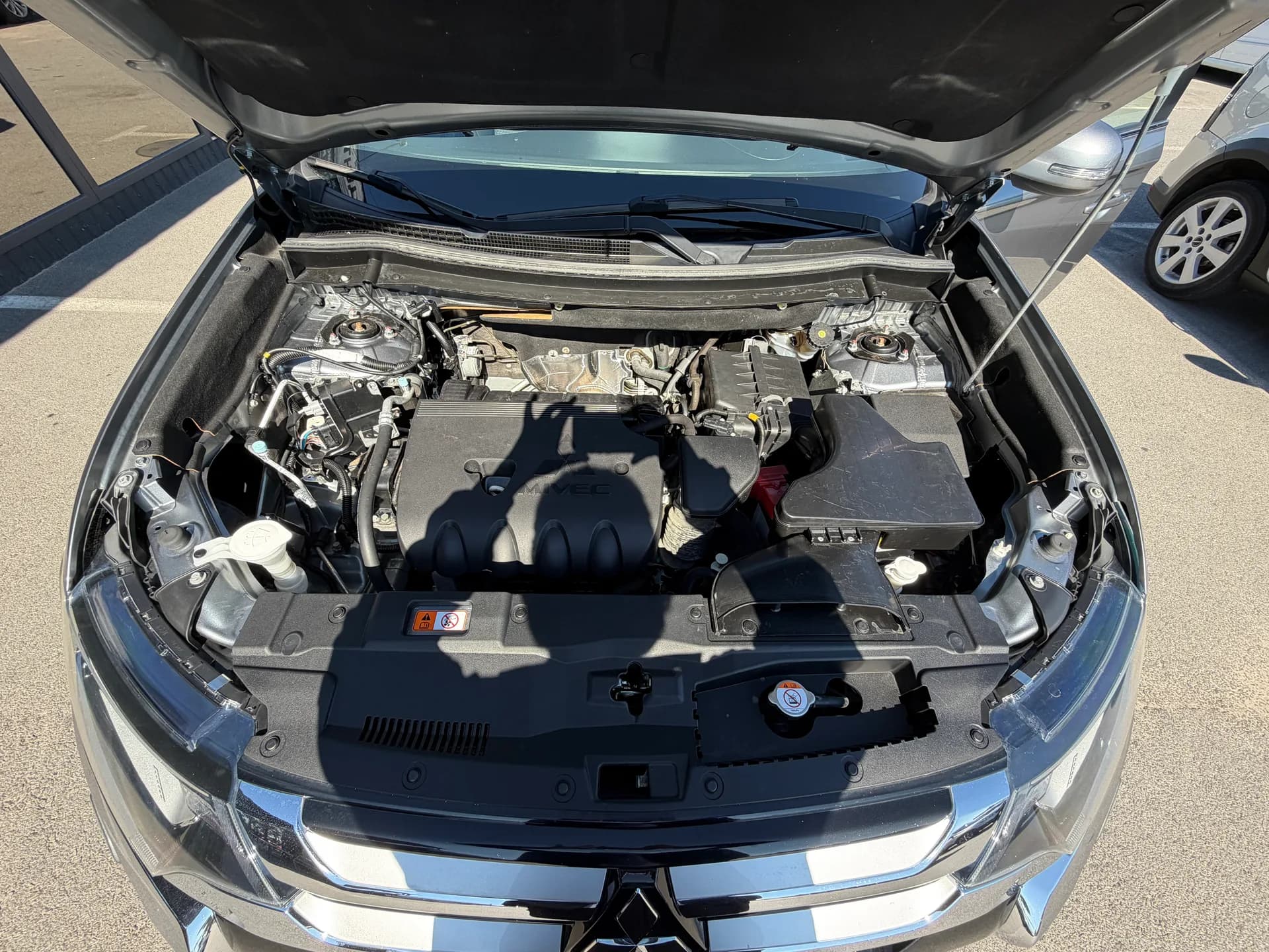 Mitsubishi Outlander — фото 9