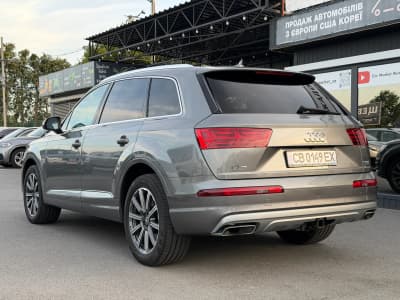 Audi Q7 — фото 4