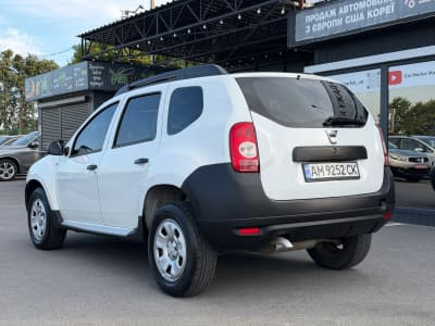 Dacia Duster — фото 4