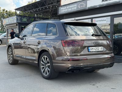 Audi Q7 — фото 4