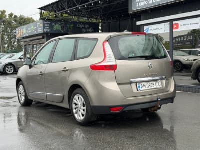 Renault Grand Scenic — фото 4