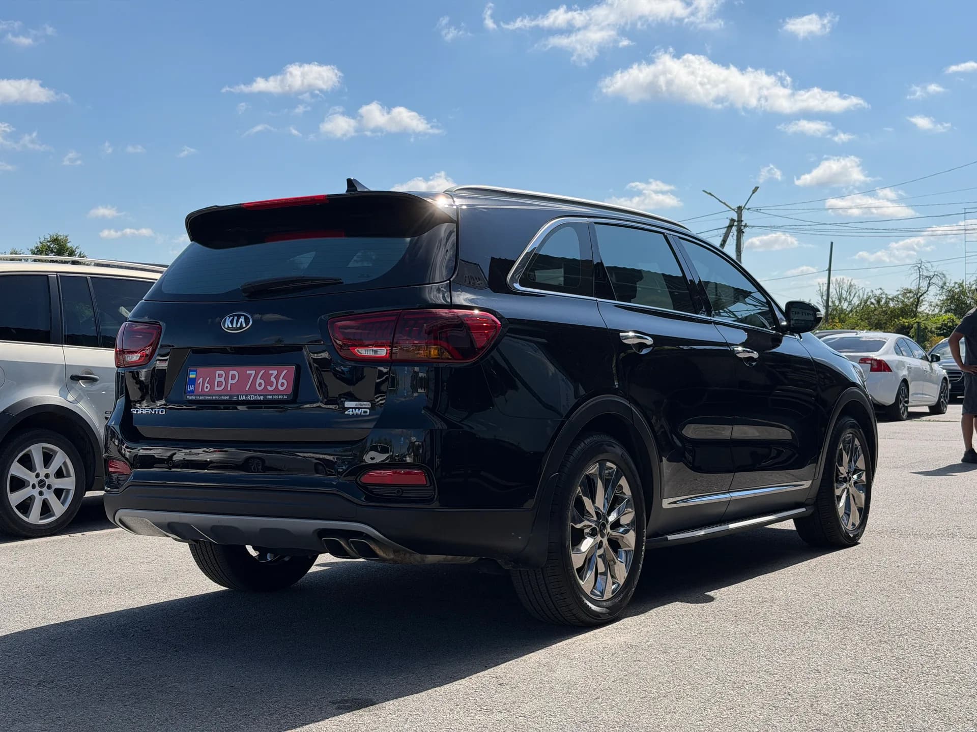 Kia Sorento — фото 3
