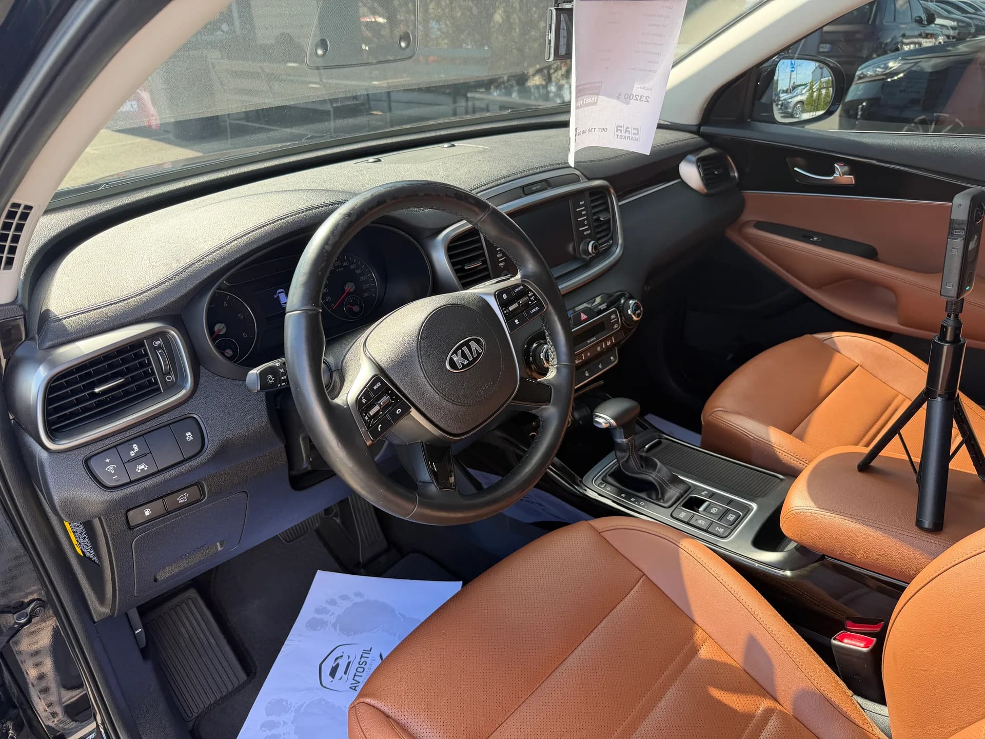 Kia Sorento — фото 5