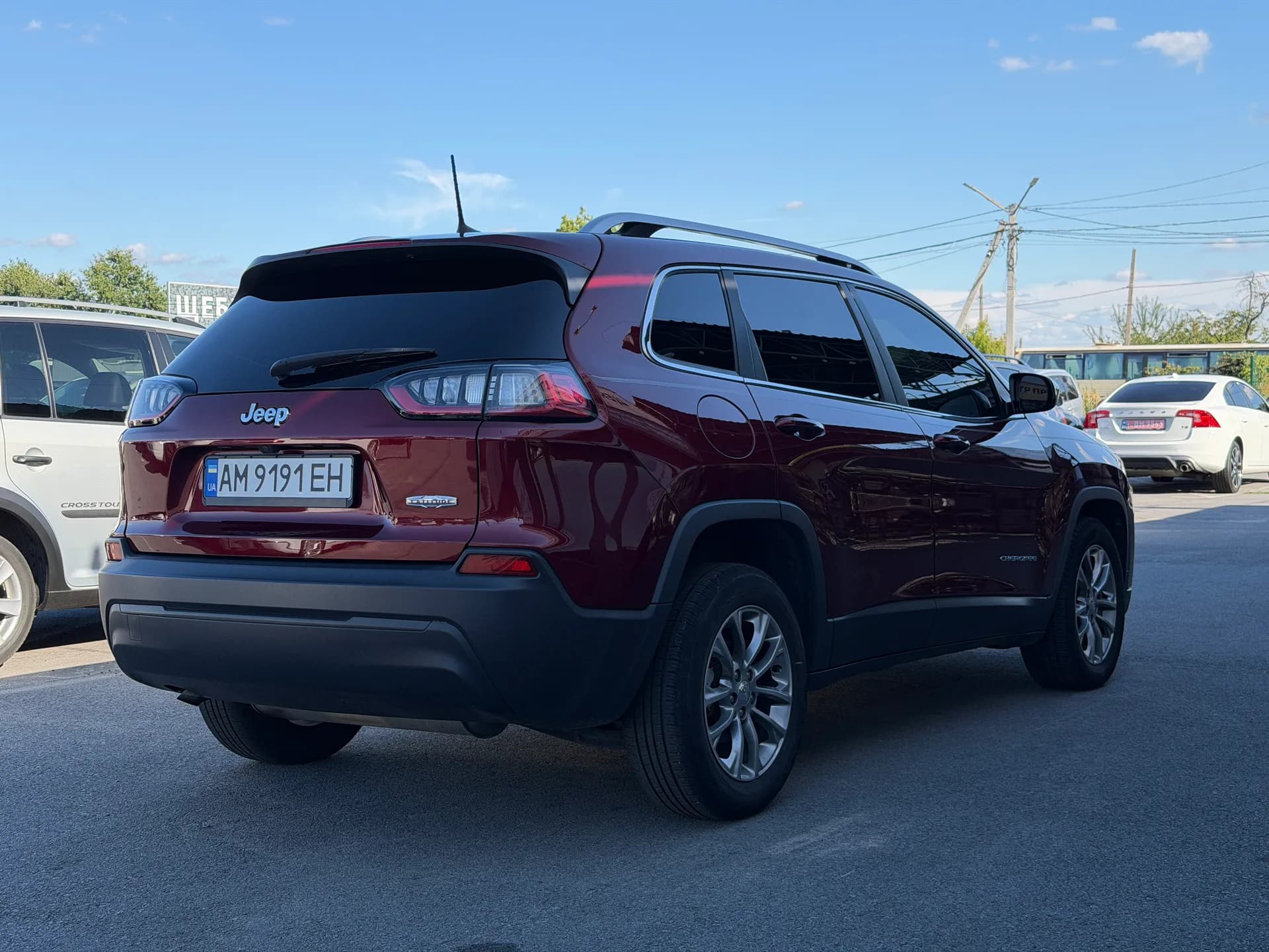 Jeep Cherokee — фото 3