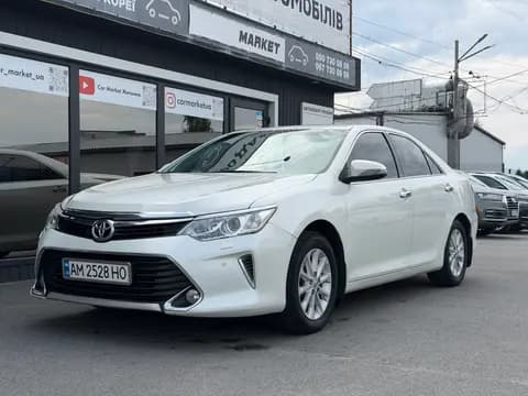 Toyota Camry 2017