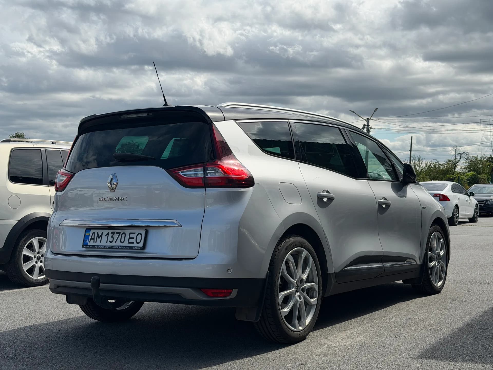 Renault Grand Scenic — фото 3
